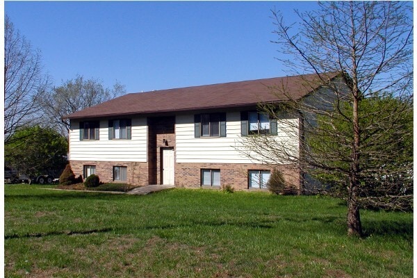 Building Photo - 11960 Meadowview Ln Unit 7