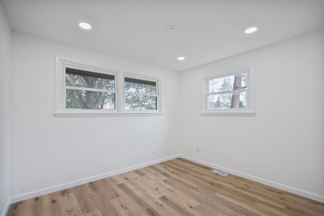 Photo - 3706 S Park Rd