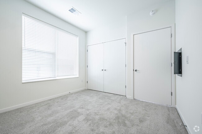 3BR, 2BA - 1232SF - Bedroom