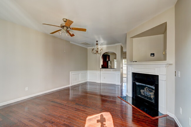 Photo - 417 River Park Road