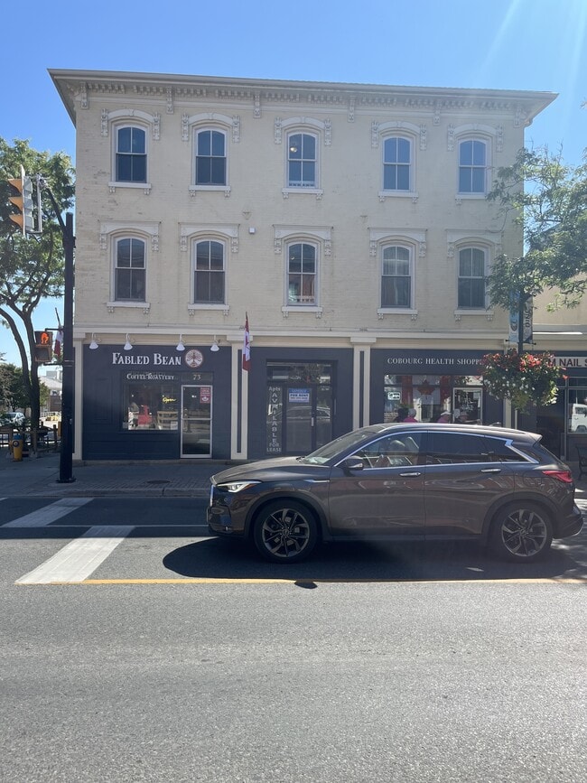 Building Photo - 73 King St W Unit 304