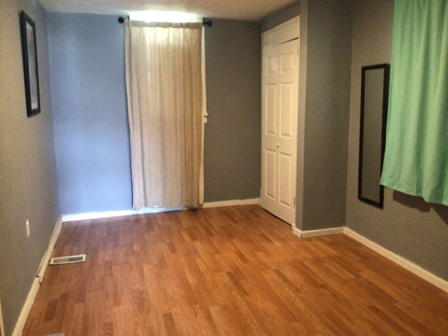Photo - 1252 Kenneth Ave Unidad Apt #1