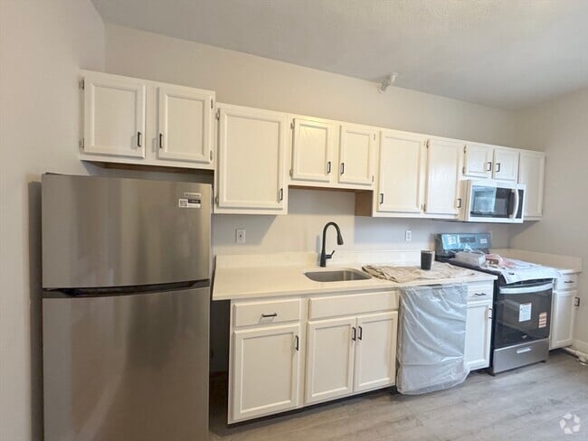 Building Photo - 24 Foster St Unit 1 Rental