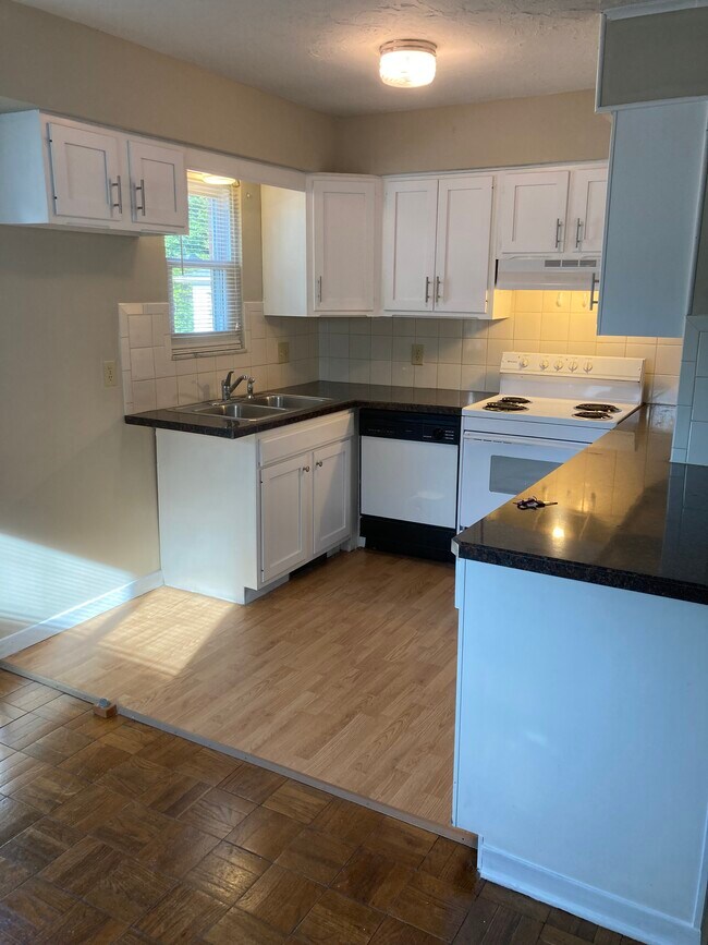 Photo - 2845 Chamberlain Rd Townhome