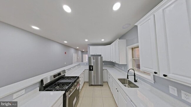 Photo - 1831 W Diamond St