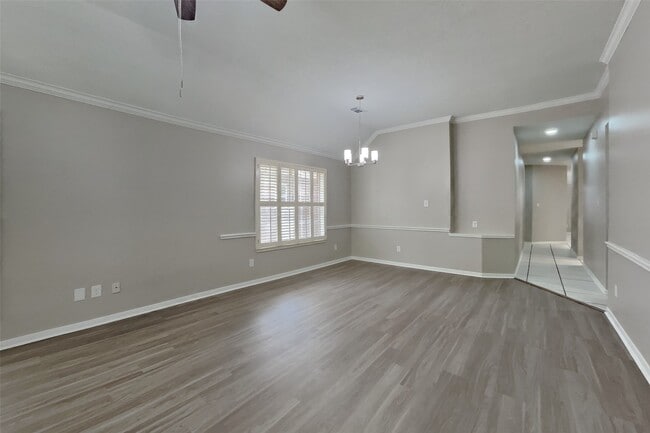 Photo - 14515 Enola Dr