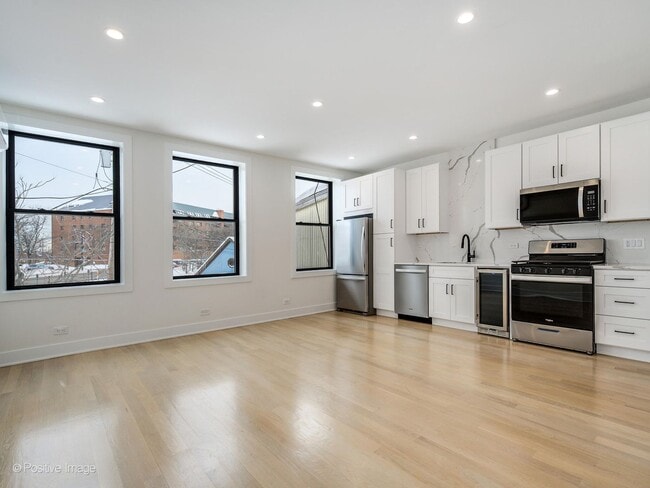 Photo - 133-143 Vine Ave Unit 141.5 S. Vine 5