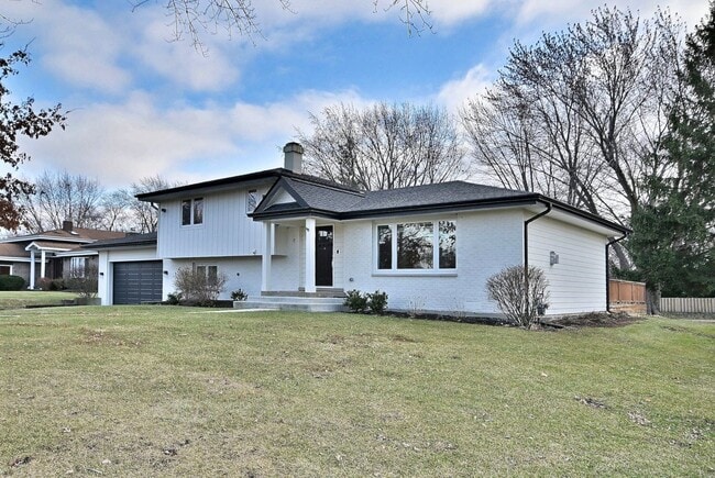 Building Photo - 263 Bobwhite Ln