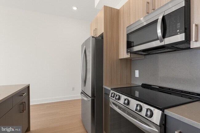 Photo - 1731 Tilghman St Unidad 301