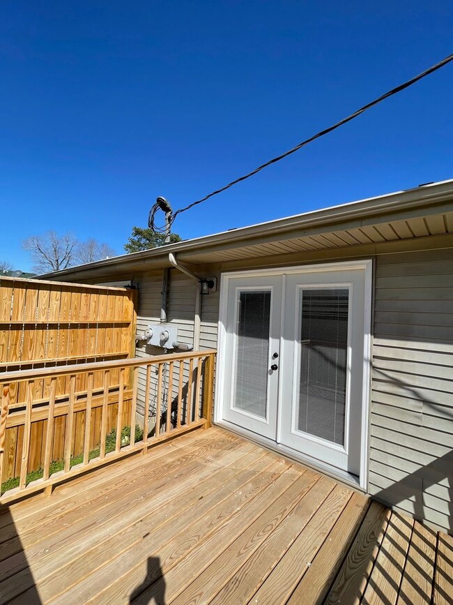 Photo - 407/409 Walnut Road Unit 409 Walnut Road