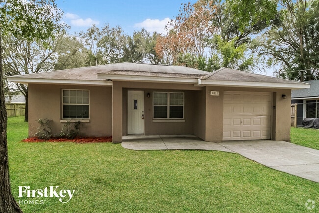 Building Photo - 31111 Oakmont Ave Rental
