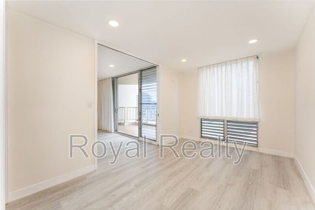 Photo - 1717 Ala Wai Blvd Unit #2402