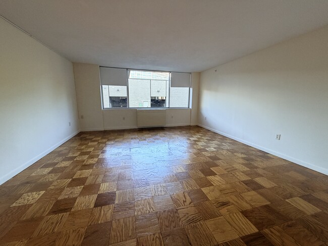 101 Monmouth St Unit 214