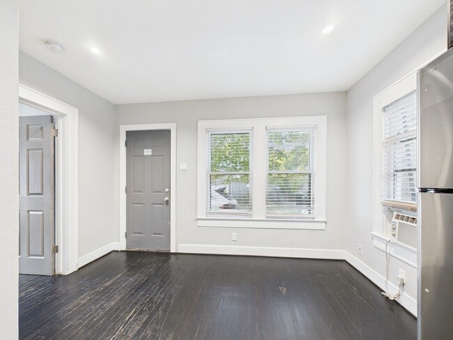 Photo - 607 Enid St Unidad 3