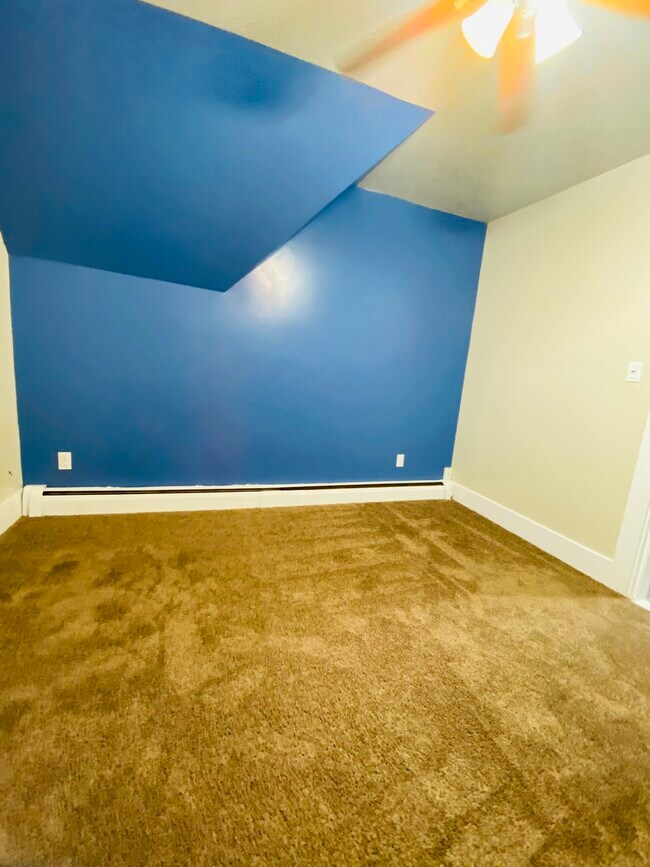 7 Kelsey St Apartments Waterville, ME