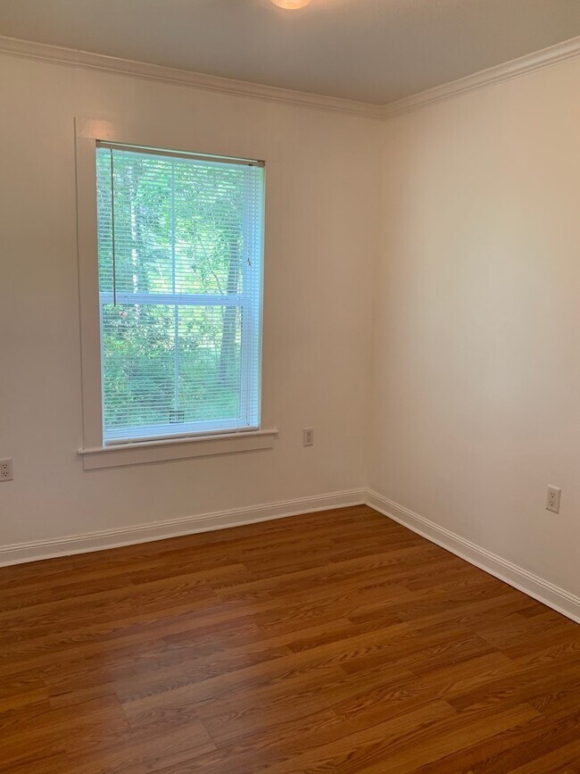 Photo - GAUTIER, MISSISSIPPI - Charming 2 bedroom ...