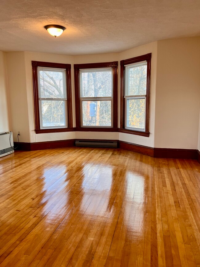 Bedroom 1 - 94 Graham St Unit 301