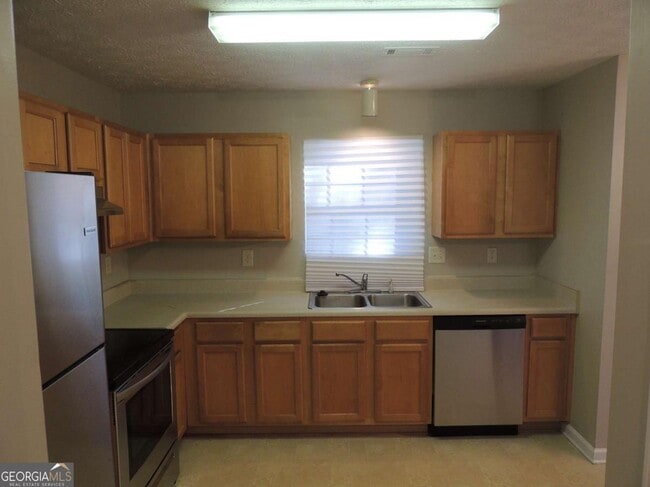 Photo - 5659 Windfall Ln