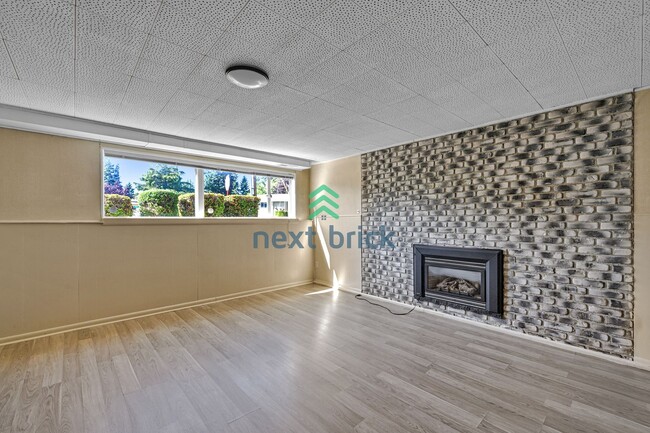 Photo - Beautiful home with 4 beds, 2 baths for rent