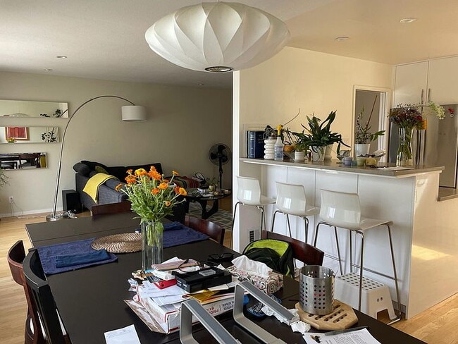 Photo - "Charming 4-Bedroom Home with 2 Baths in the Heart of San Francisco!"