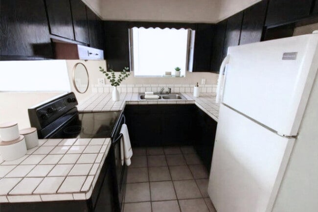 Photo - 409 E Fairfield St Unit B