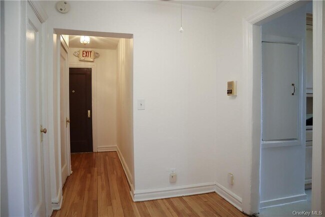 Photo - 42 Barker Ave Unidad 4C