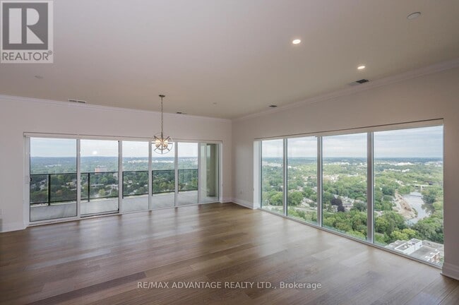 Photo - 505 Talbot St Unit 2701