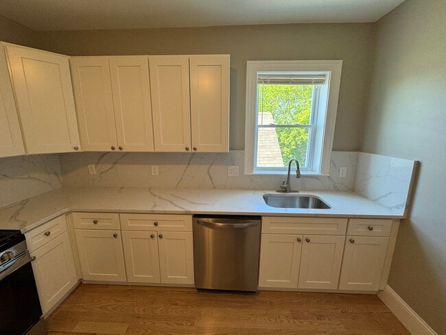 Photo - 116 Holland St