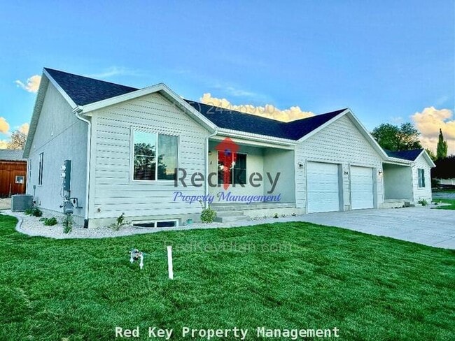 Photo - 600 N Duplex NEW