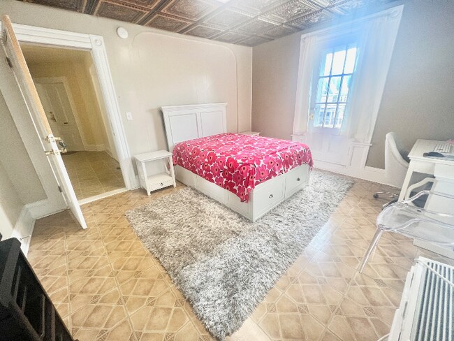 205 Washington Ave Unit 205W-2