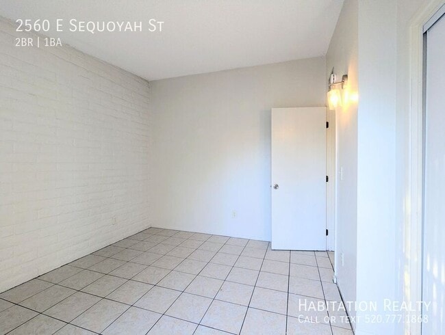 Photo - 2560 E Sequoyah St