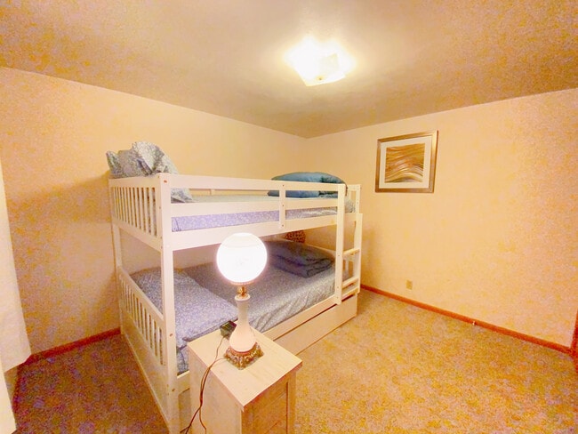 bedroom 2 - 3292 Marthas Ln