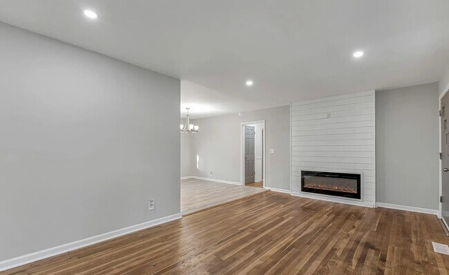 Photo - Coming soon, Section 8 Welcome!!! "Ranch style 3-Bed, 2-Bath Gem with 1,344 Sq Ft in Huntsville's...