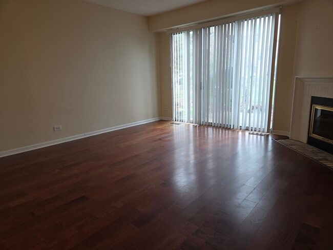 Photo - 1115 Regency Ct