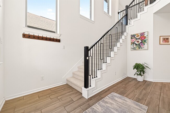 Photo - 7019 Snow Finch Ln