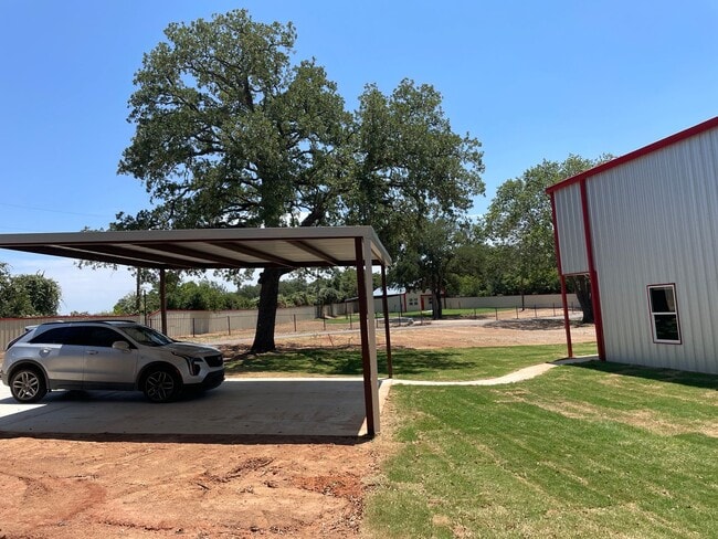 Photo - County Living in a Modern Home