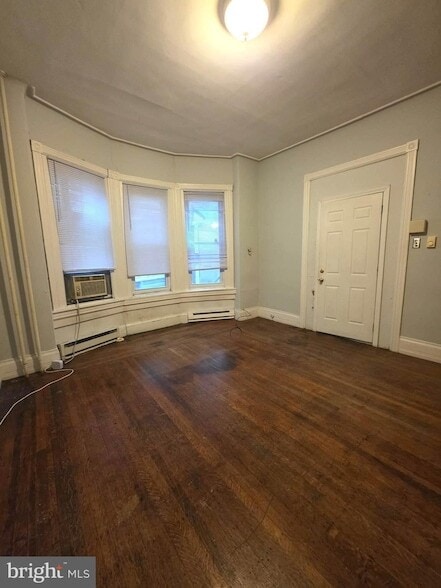 Photo - 4718 Cedar Ave Unit 1