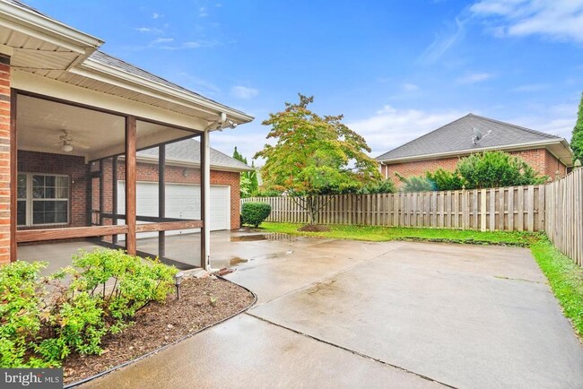 Photo - 188 Brittany Ln