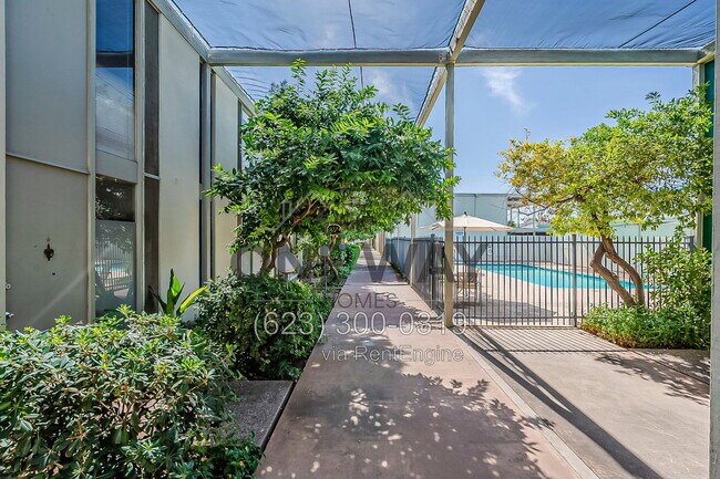 4411 N 40th St Unit 57