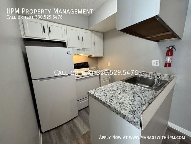 Photo - 4233 Middlebranch Ave NE Unit 4