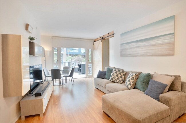 Photo - 530 K St Unidad 211