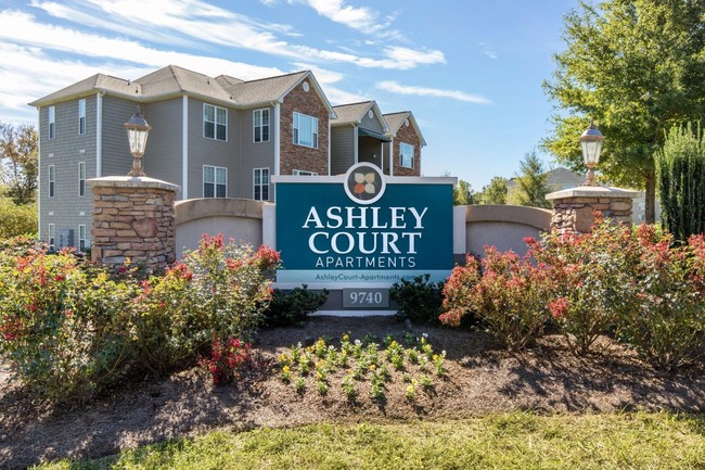 Photo - Ashley Court Apartments