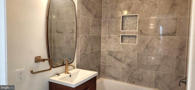 Photo - 4210 4th St NW