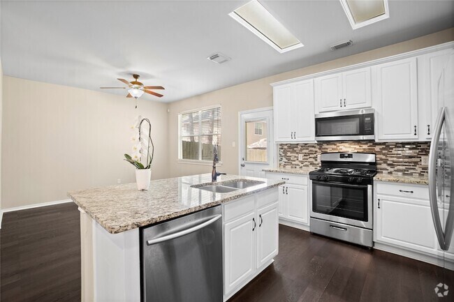 Building Photo - 15 Blue Creek Pl Rental