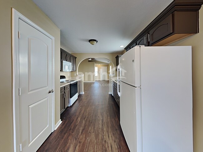 Photo - 12693 Old Pond Rd