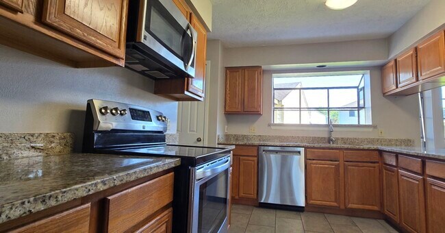 Photo - 15243 Kelbrook Dr