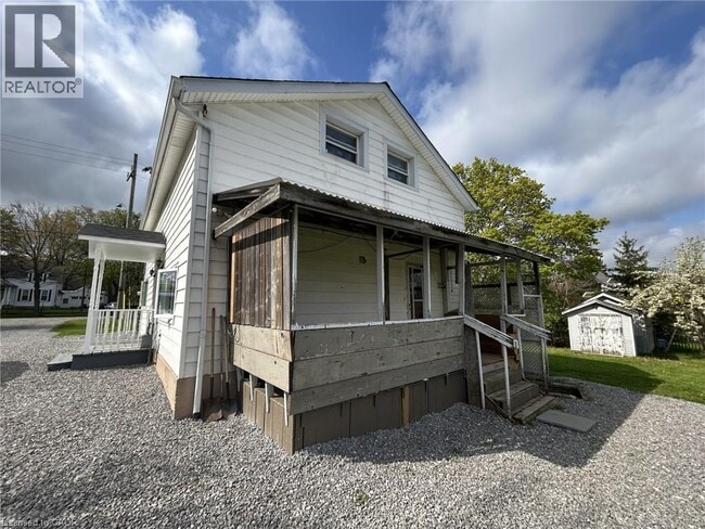Photo - 1073 Hwy 8
