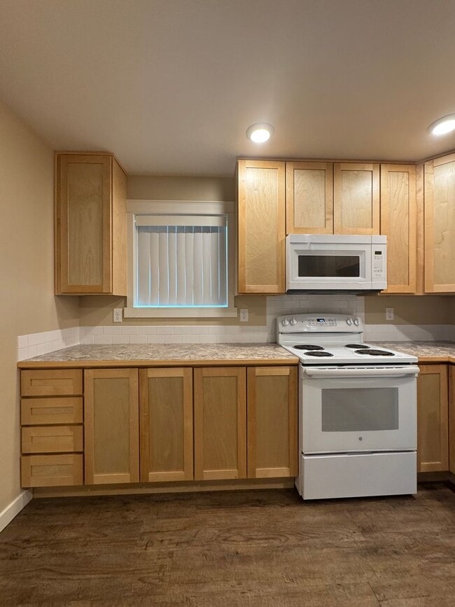 Photo - Cambridge Place I - 2241 Unit #1