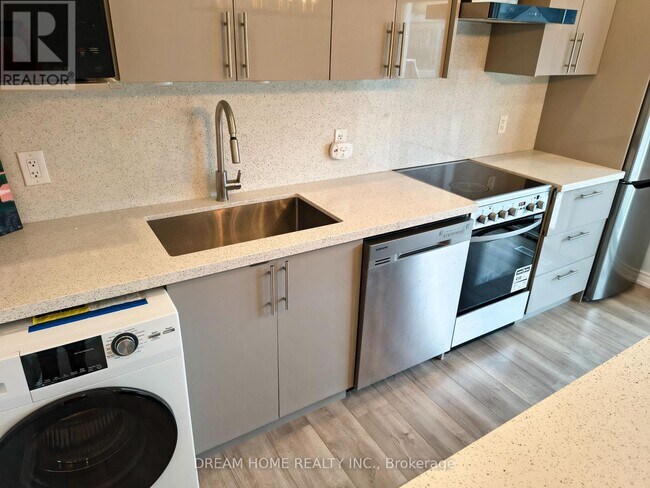 Photo - 6 Alcester Ct