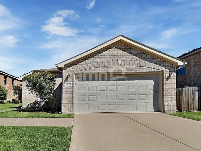 Photo - 4610 Elm Point Dr